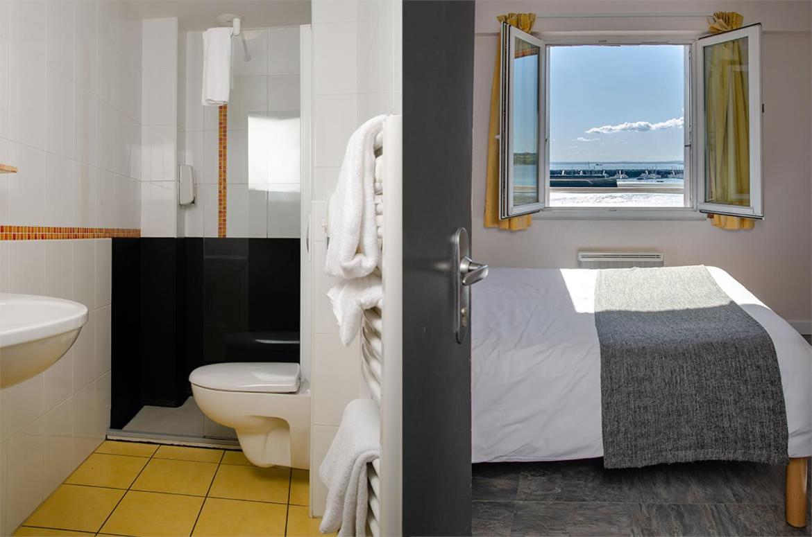 Hotel & Restaurant De La Plage โครซง ภายนอก รูปภาพ